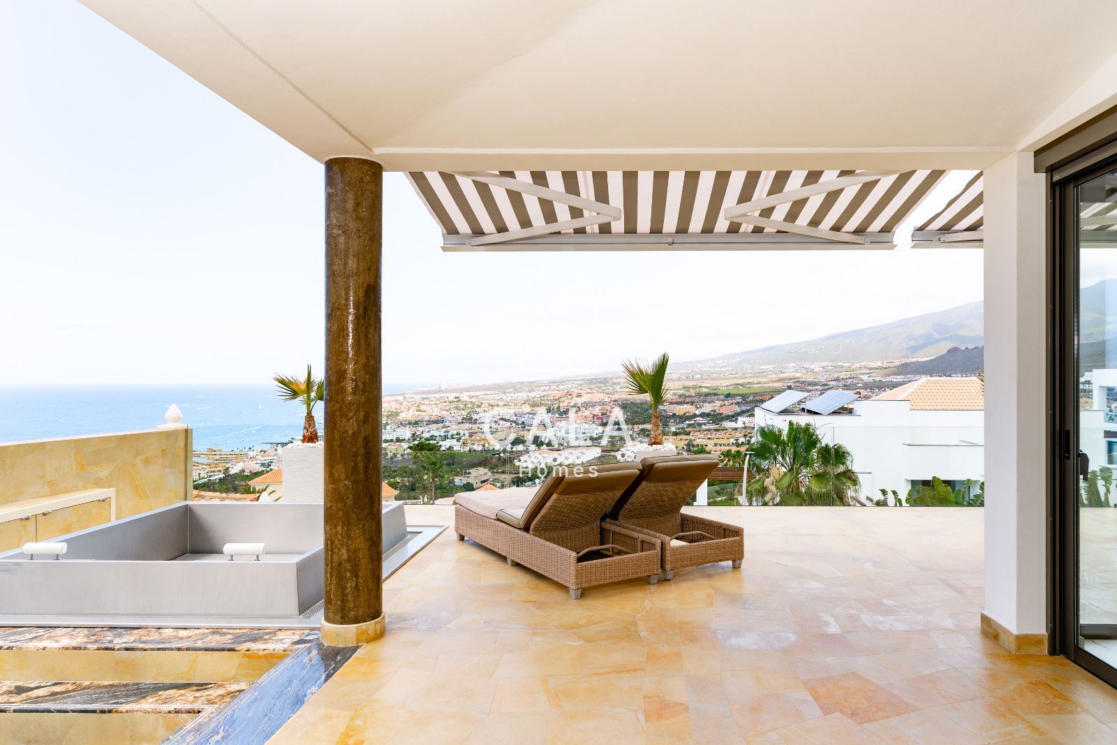 Exclusive Architect-Designed Villa With Open Views Of The Atlantic