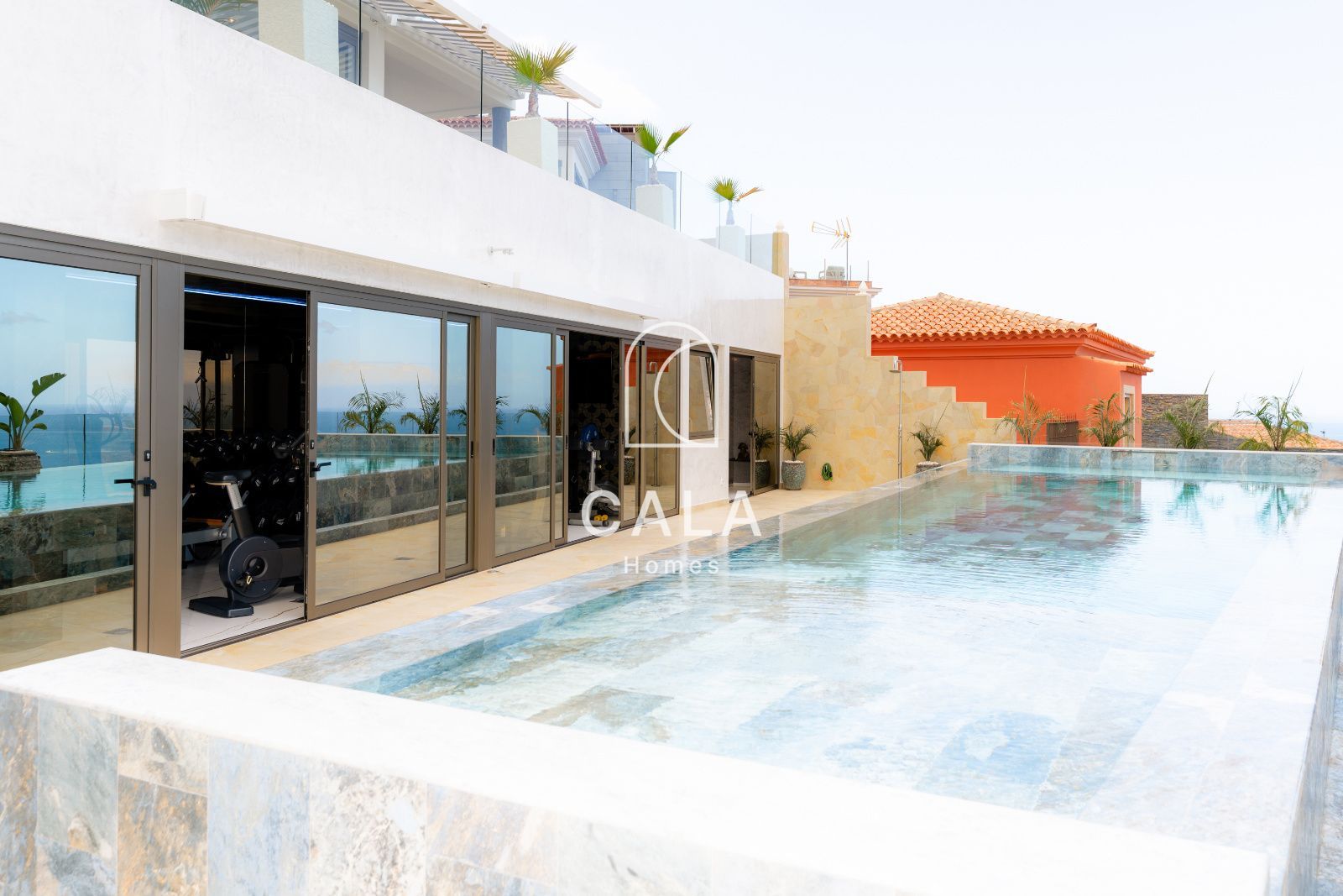 Exclusive Architect-Designed Villa With Open Views Of The Atlantic