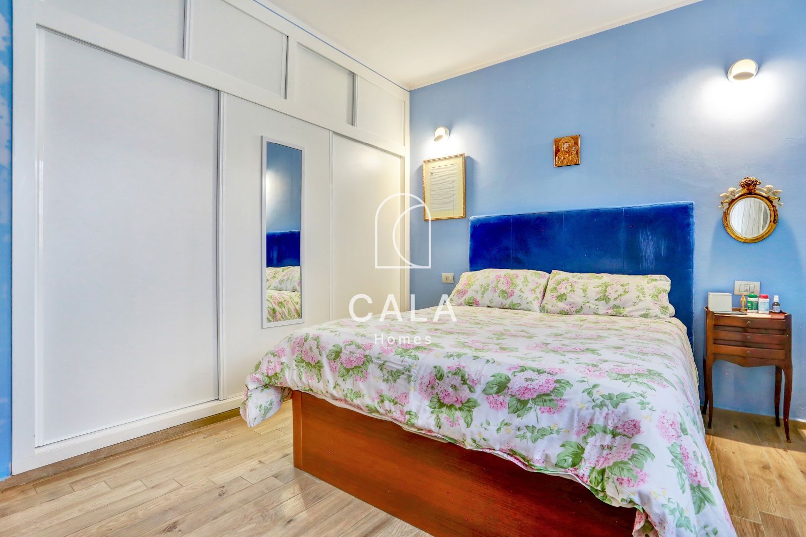 Detached chalet for sale in Costa del Silencio