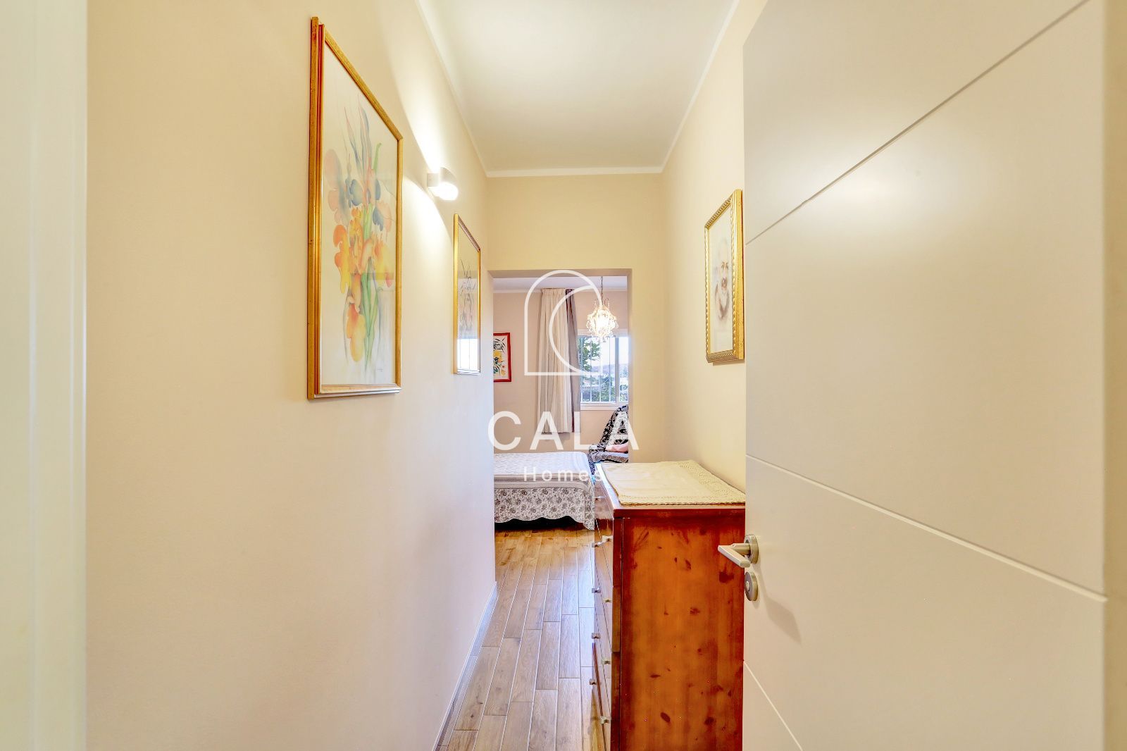 Detached chalet for sale in Costa del Silencio