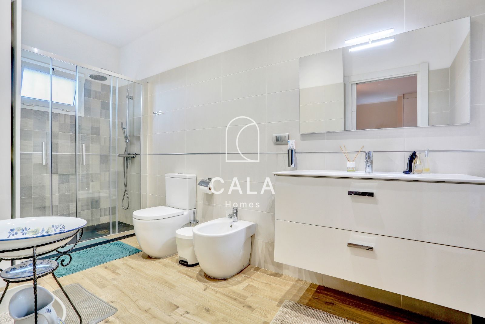 Detached chalet for sale in Costa del Silencio