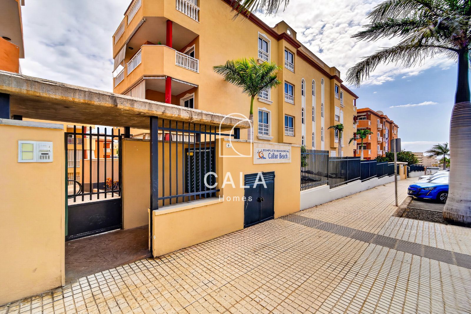 Bright 2-Bedroom Apartment in Callao Salvaje.