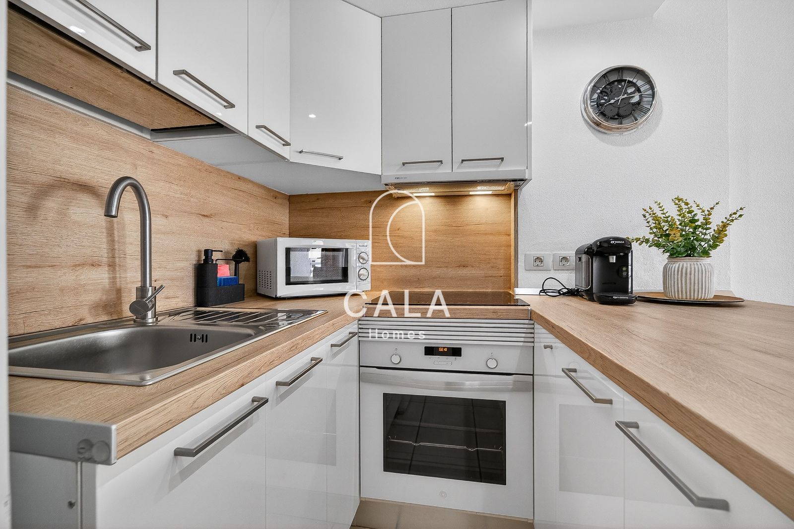 Cozy Studio Apartment in the Borinquen Residential Complex, Playa de Las Américas