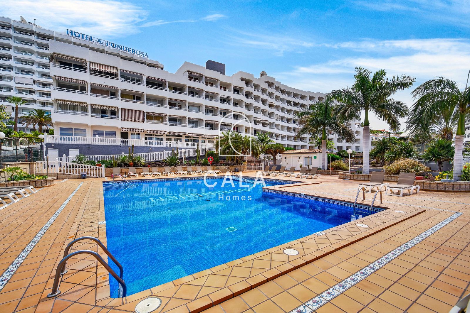 Cozy Studio Apartment in the Borinquen Residential Complex, Playa de Las Américas