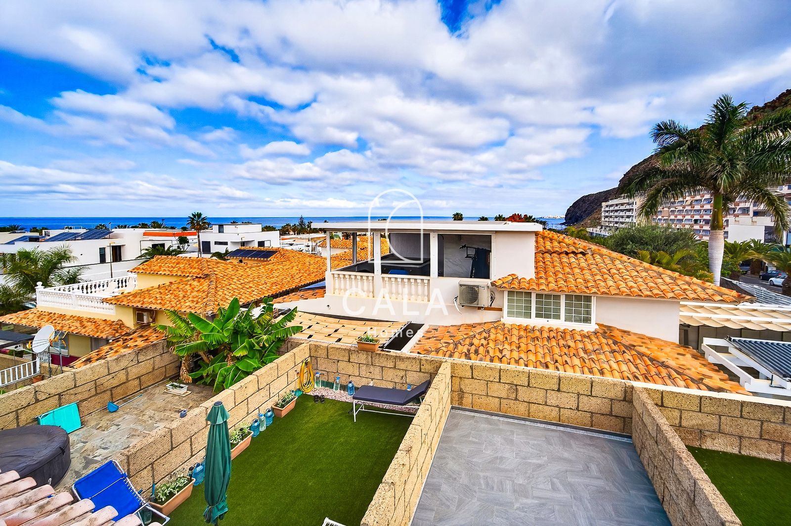 Townhouse in Palm-Mar: Central Location in a Quiet Residential Area