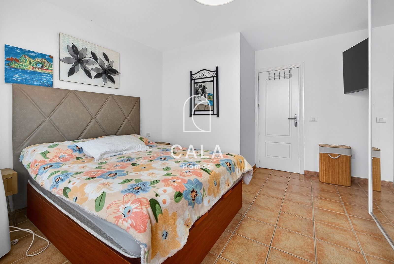 Townhouse in Palm-Mar: Central Location in a Quiet Residential Area
