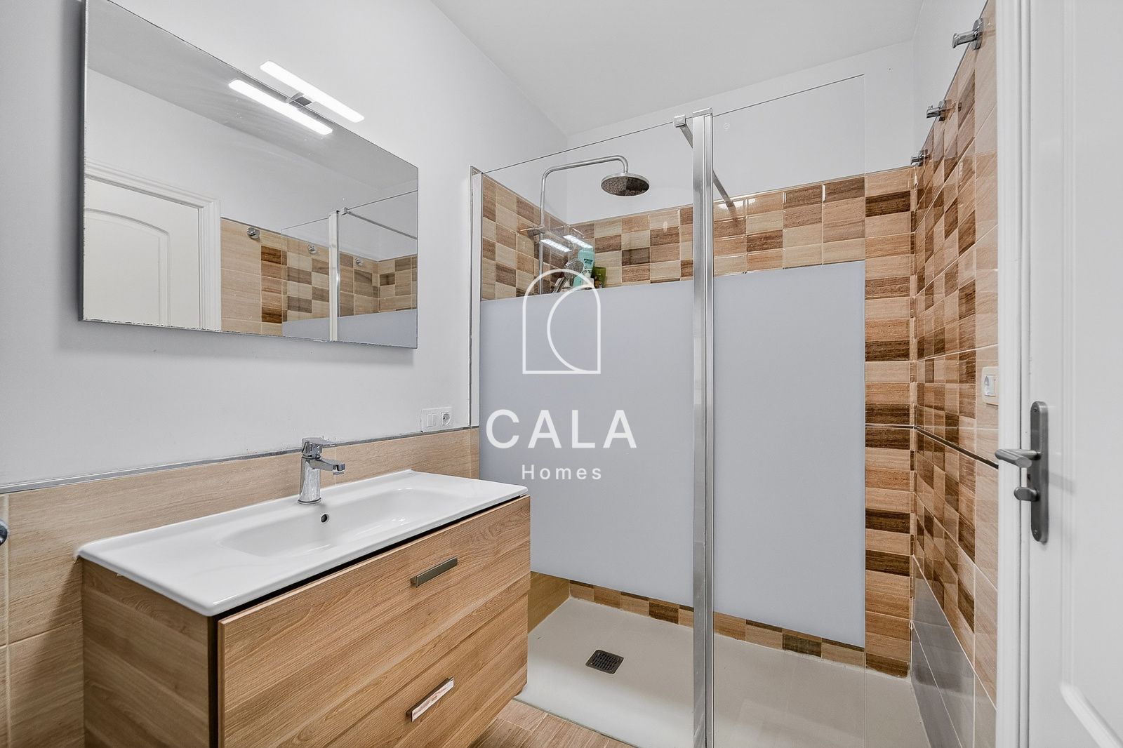 Townhouse in Palm-Mar: Central Location in a Quiet Residential Area