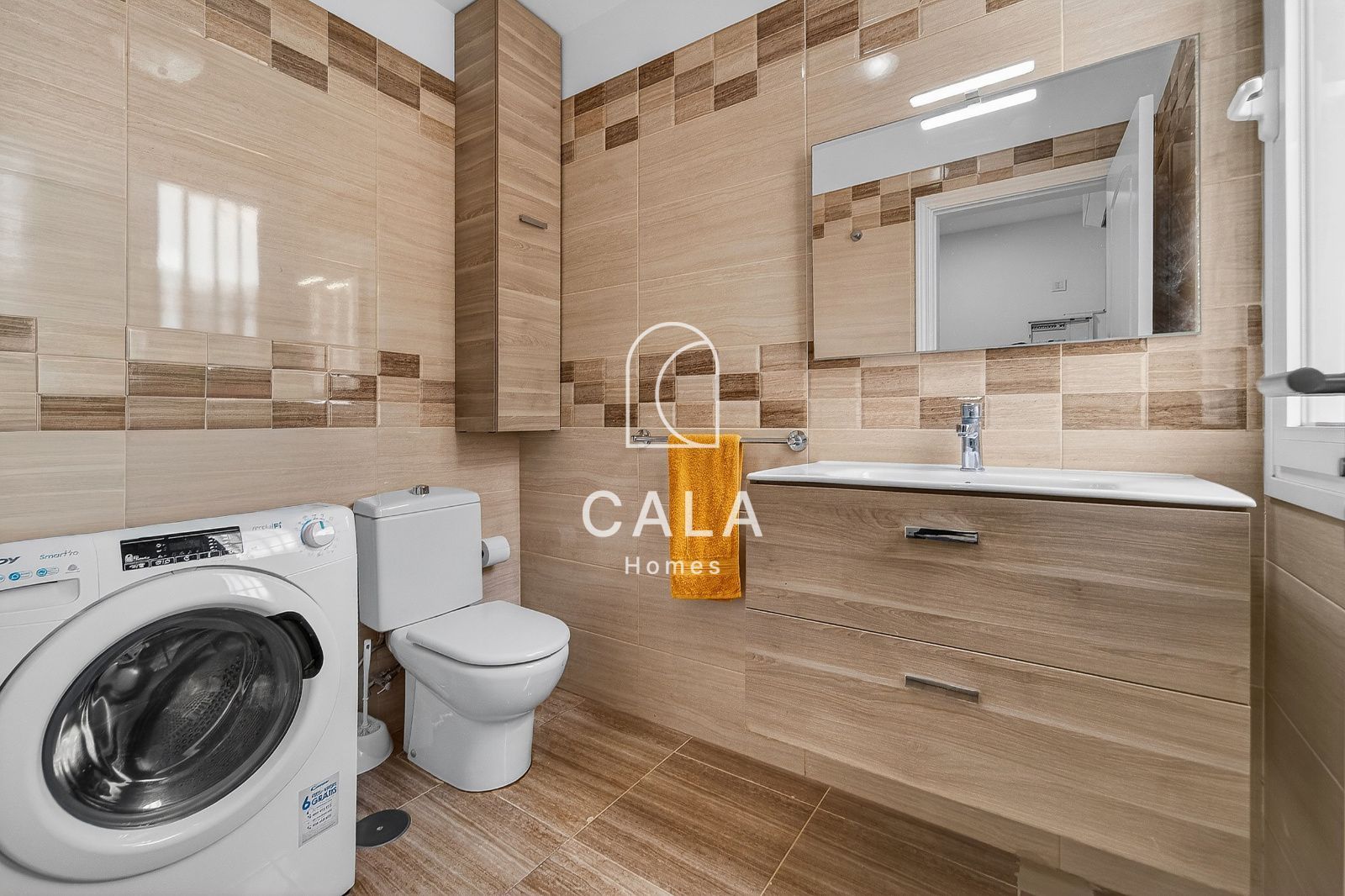 Townhouse in Palm-Mar: Central Location in a Quiet Residential Area