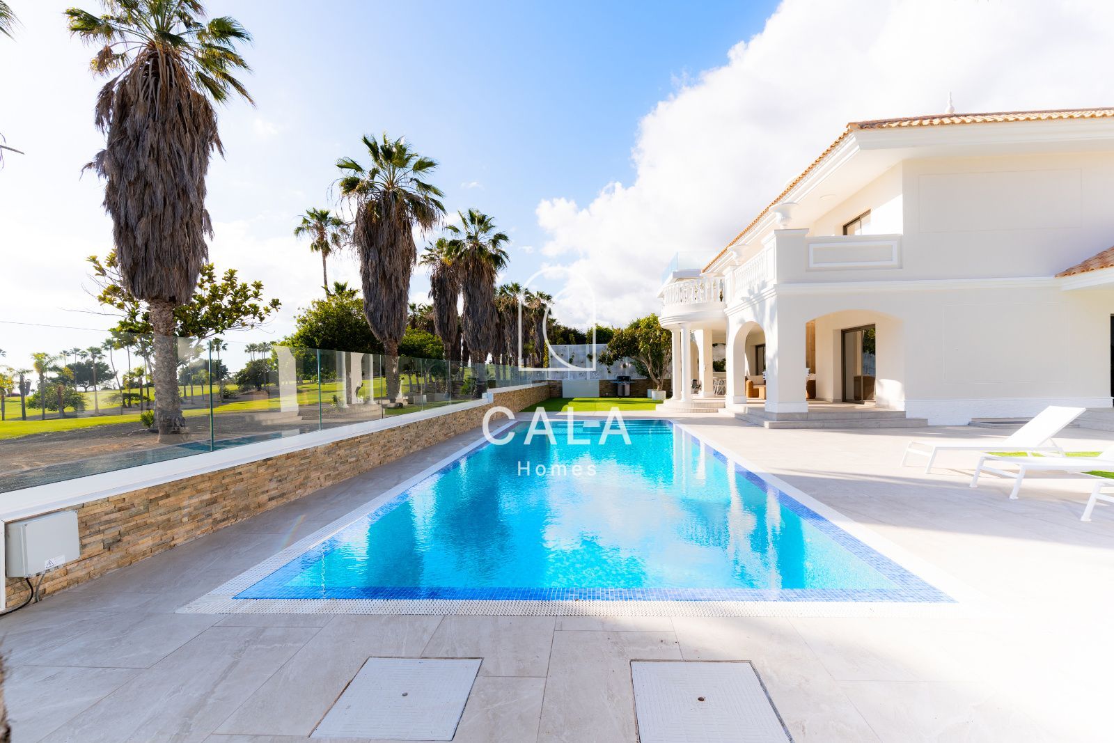 La Caleta: Exclusive Living by the Sea and Golf