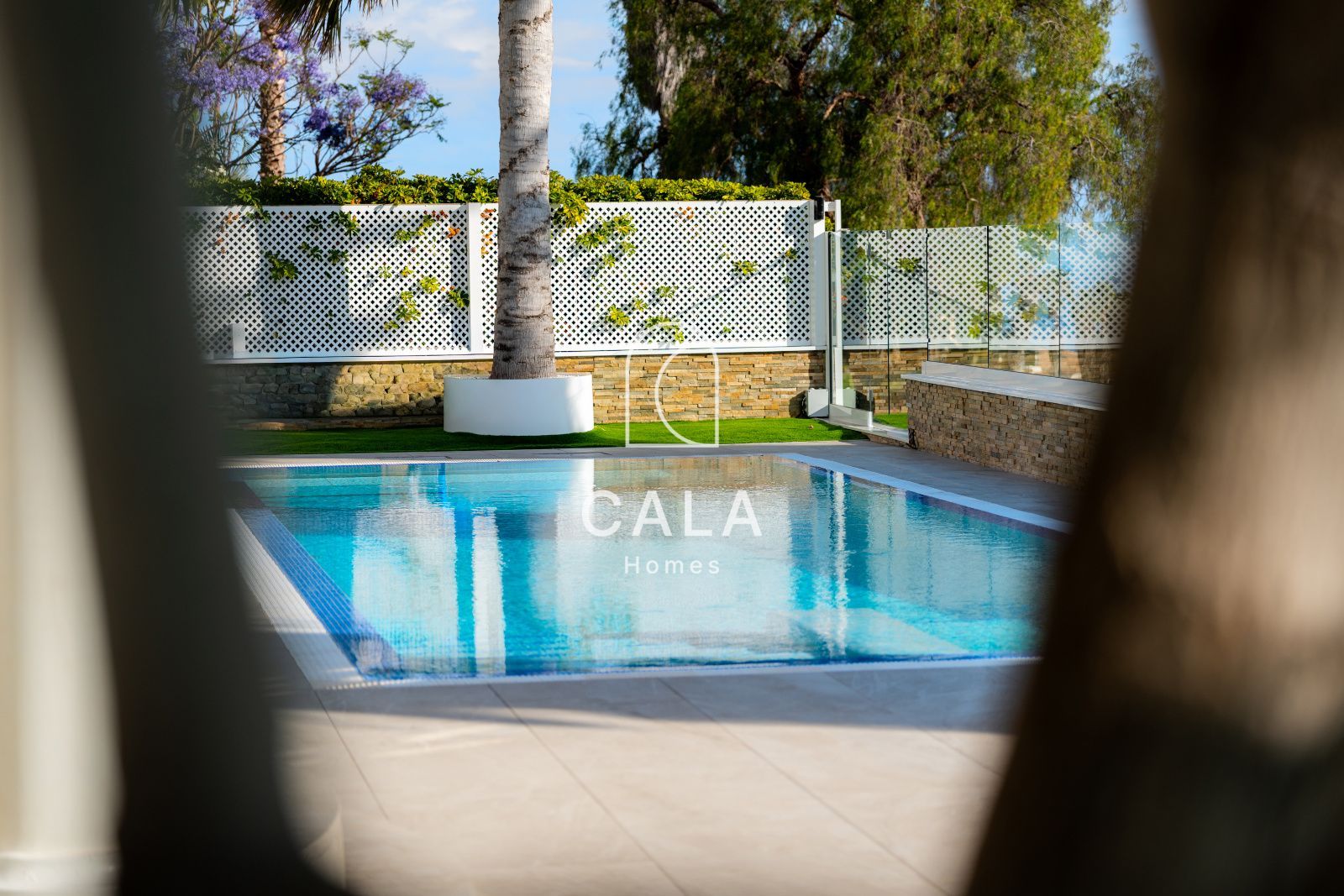 La Caleta: Exclusive Living by the Sea and Golf