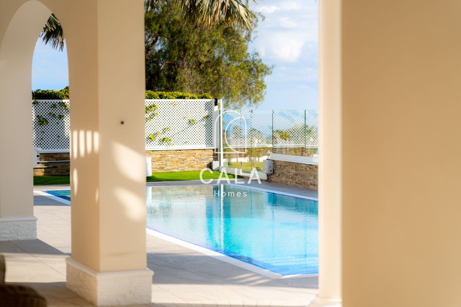 La Caleta: Exclusive Living by the Sea and Golf