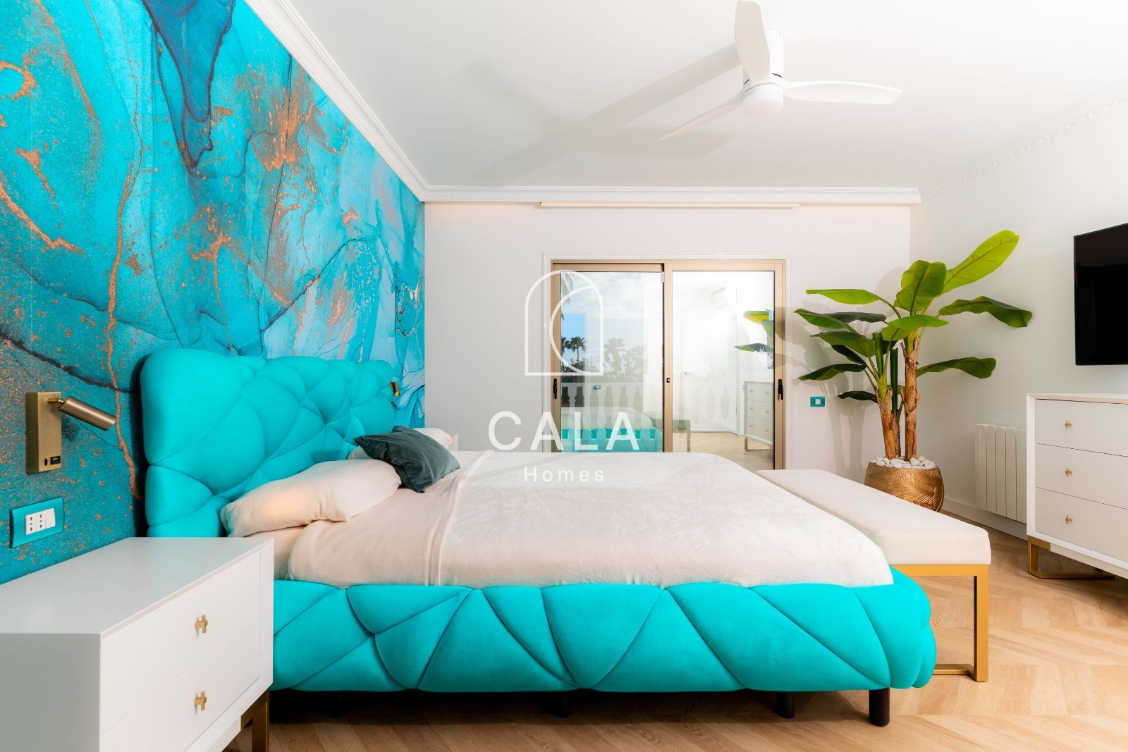 La Caleta: Exclusive Living by the Sea and Golf