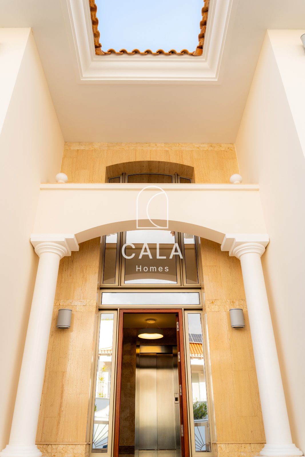 La Caleta: Exclusive Living by the Sea and Golf