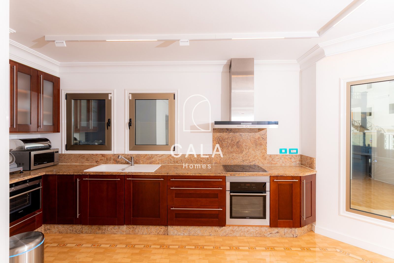 La Caleta: Exclusive Living by the Sea and Golf