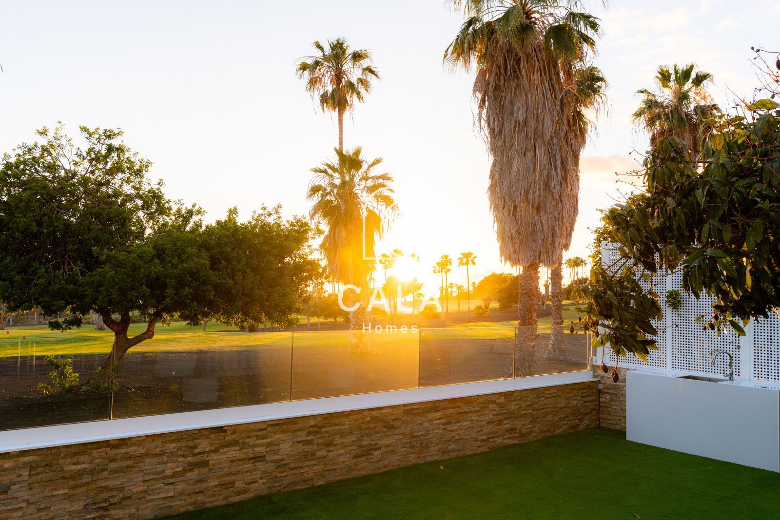 La Caleta: Exclusive Living by the Sea and Golf