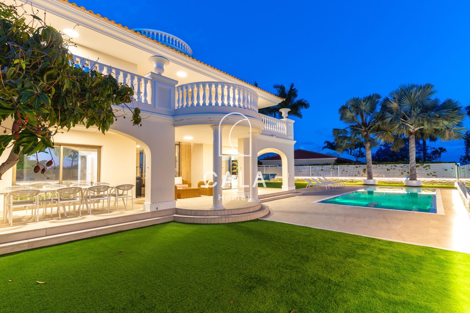 La Caleta: Exclusive Living by the Sea and Golf