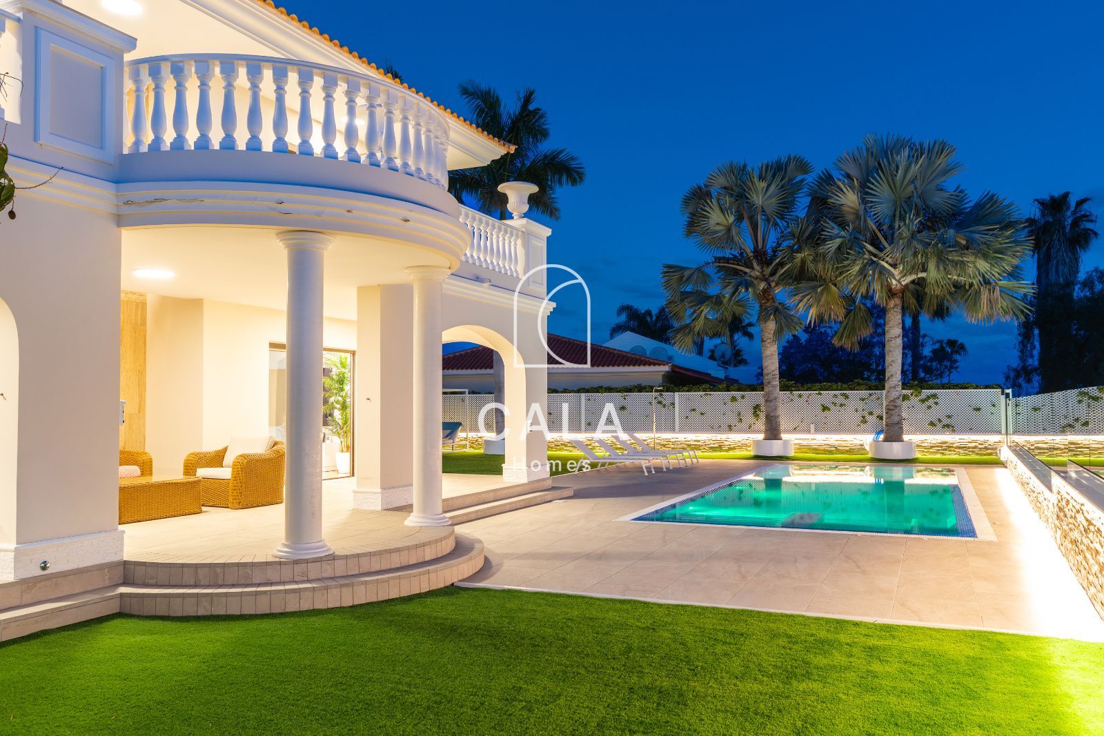 La Caleta: Exclusive Living by the Sea and Golf