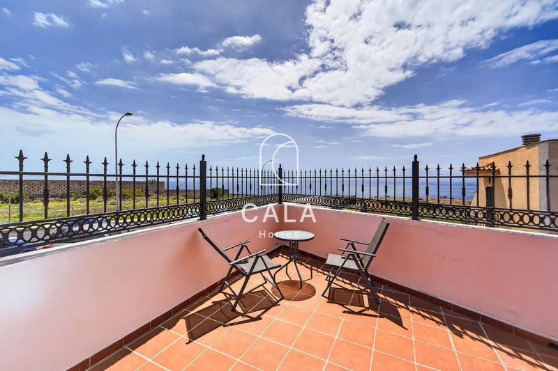Dúplex en venta Callao Salvaje, Santa Cruz Tenerife. Ref: 1373. Cala Homes