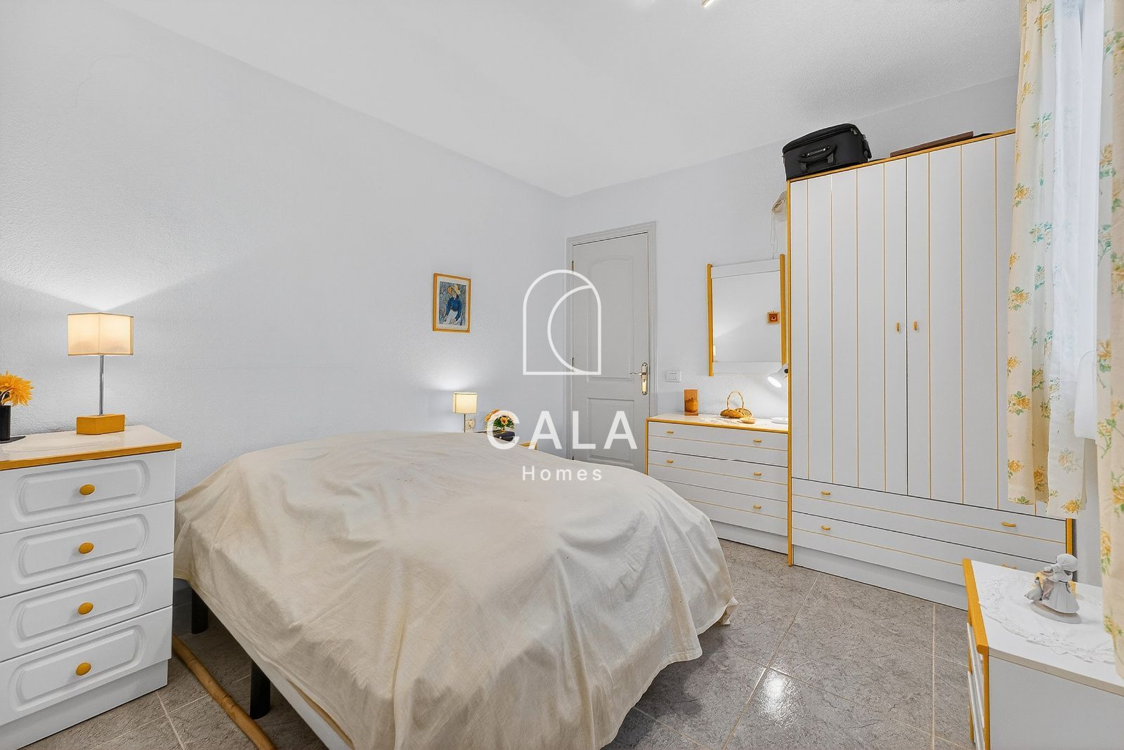 Corner Apartment with Panoramic Sea and Mountain Views in El Médano