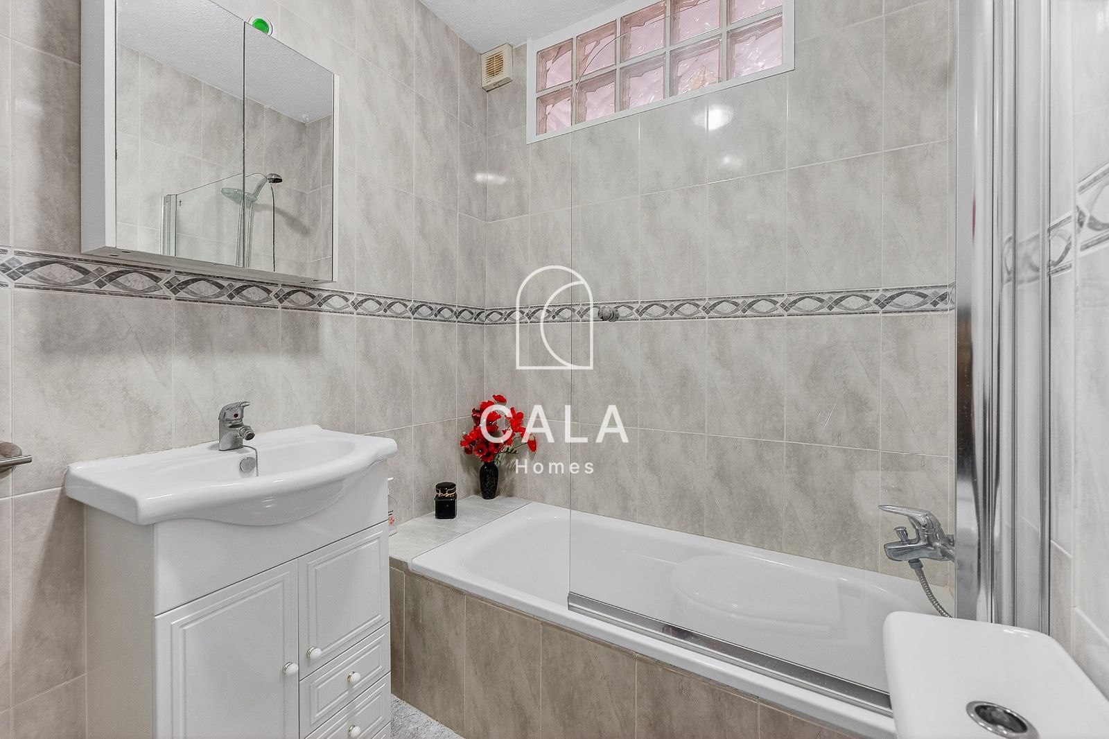 Corner Apartment with Panoramic Sea and Mountain Views in El Médano