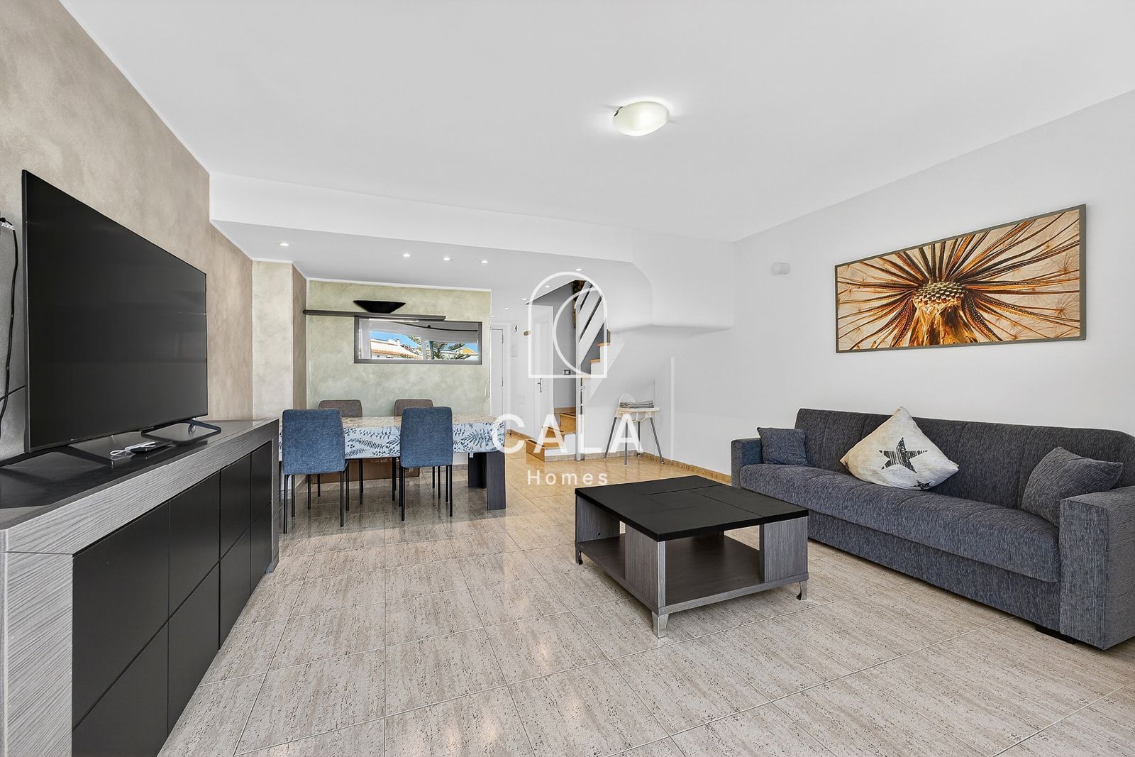 Exclusive 4-bedroom townhouse in a premium location