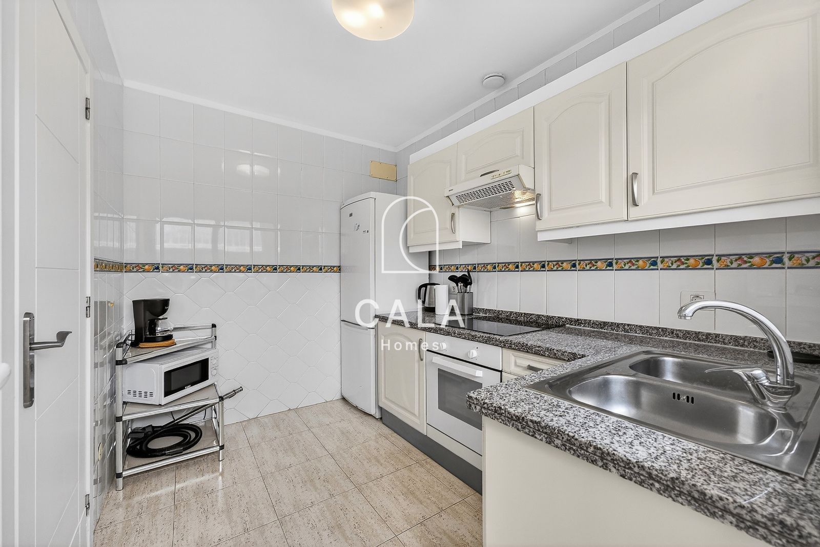 Exclusive 4-bedroom townhouse in a premium location