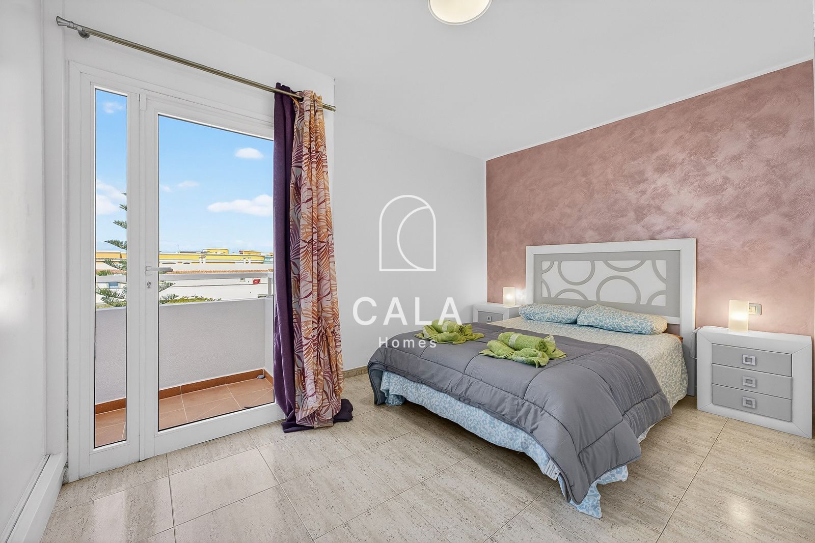 Exclusive 4-bedroom townhouse in a premium location