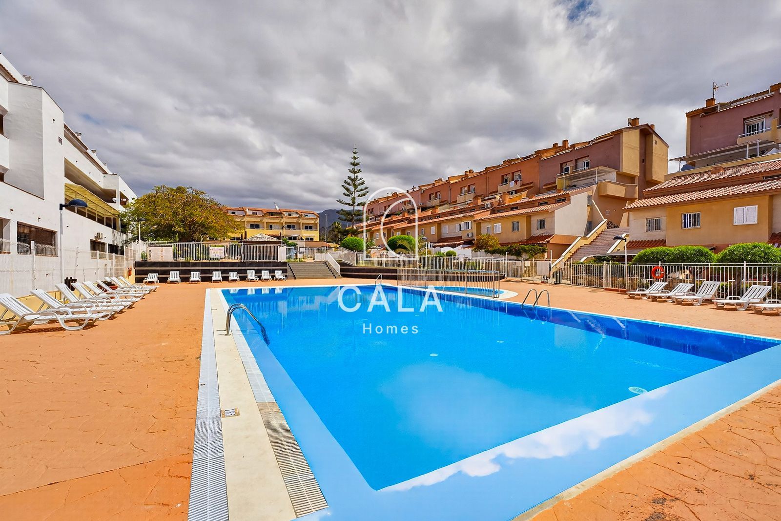 Exclusive 4-bedroom townhouse in a premium location
