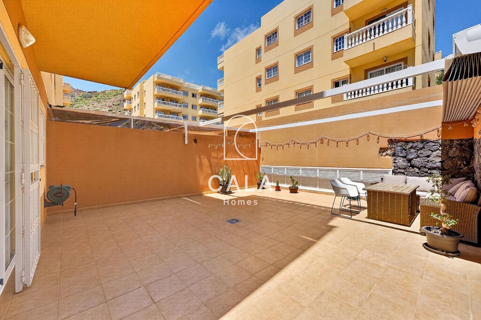 Spacious Ground-Floor Apartment with a 92 m² Terrace in Palm-Mar