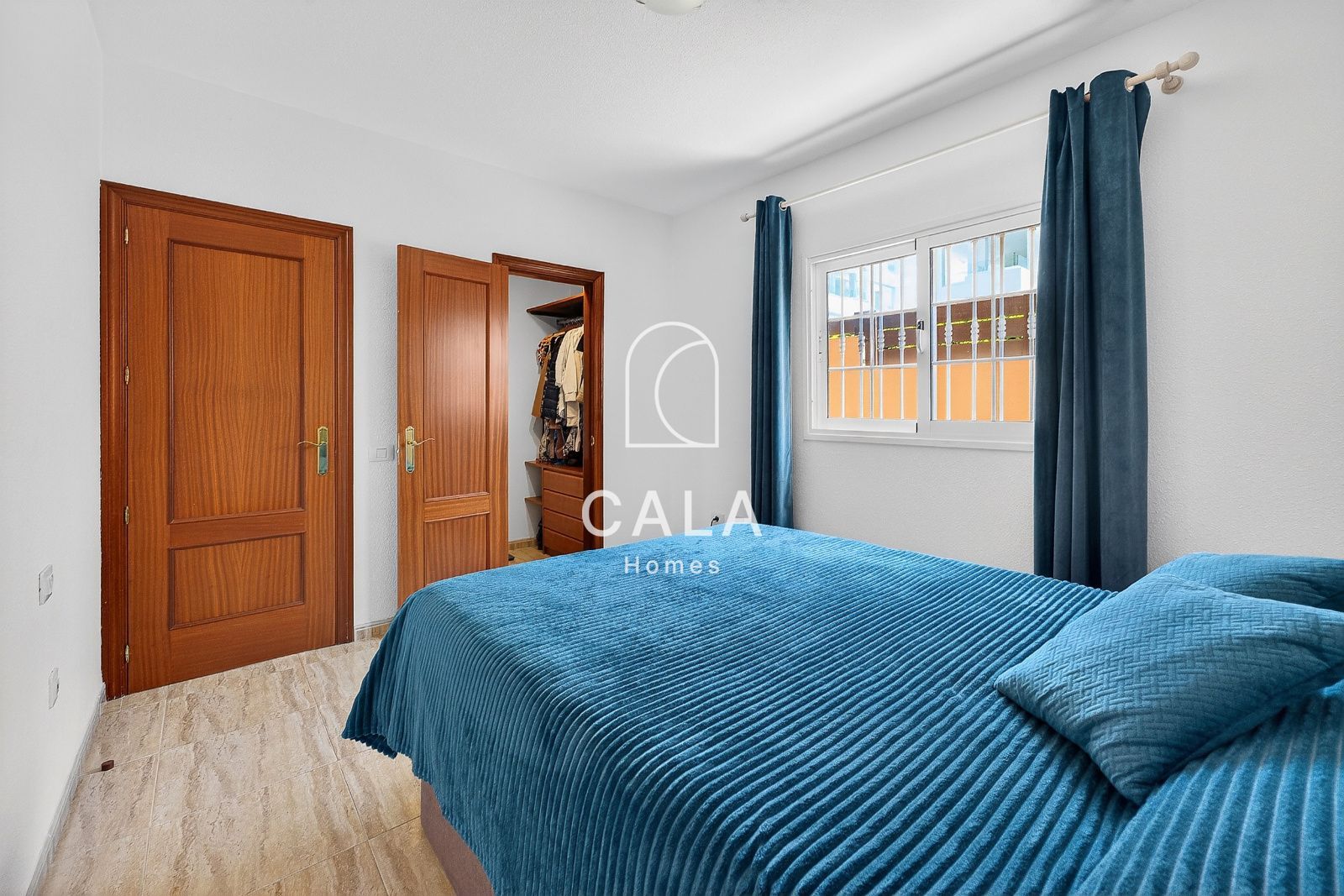 Spacious Ground-Floor Apartment with a 92 m² Terrace in Palm-Mar