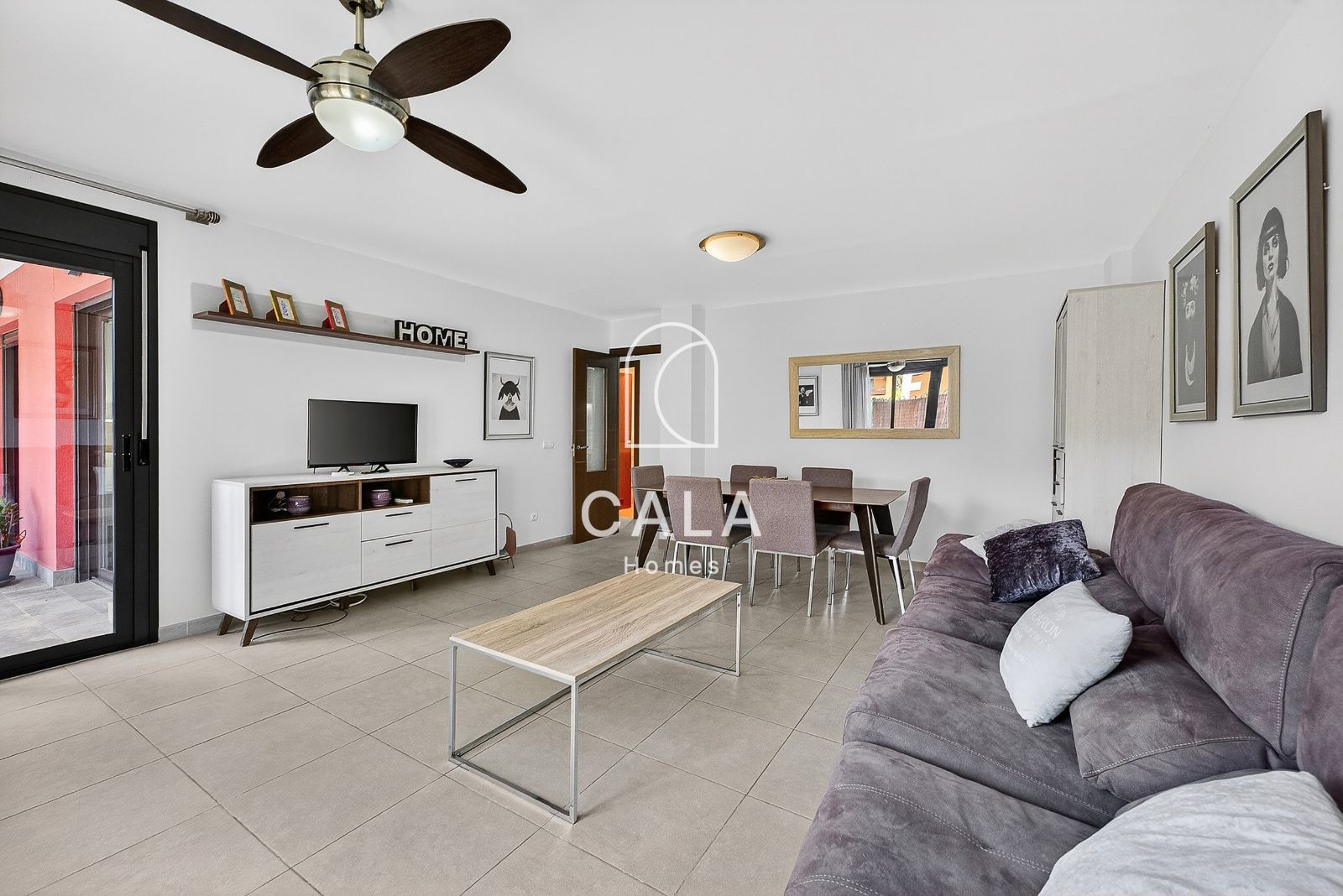 Palm-Mar: Spacious Ground Floor Apartment with Large Terrace