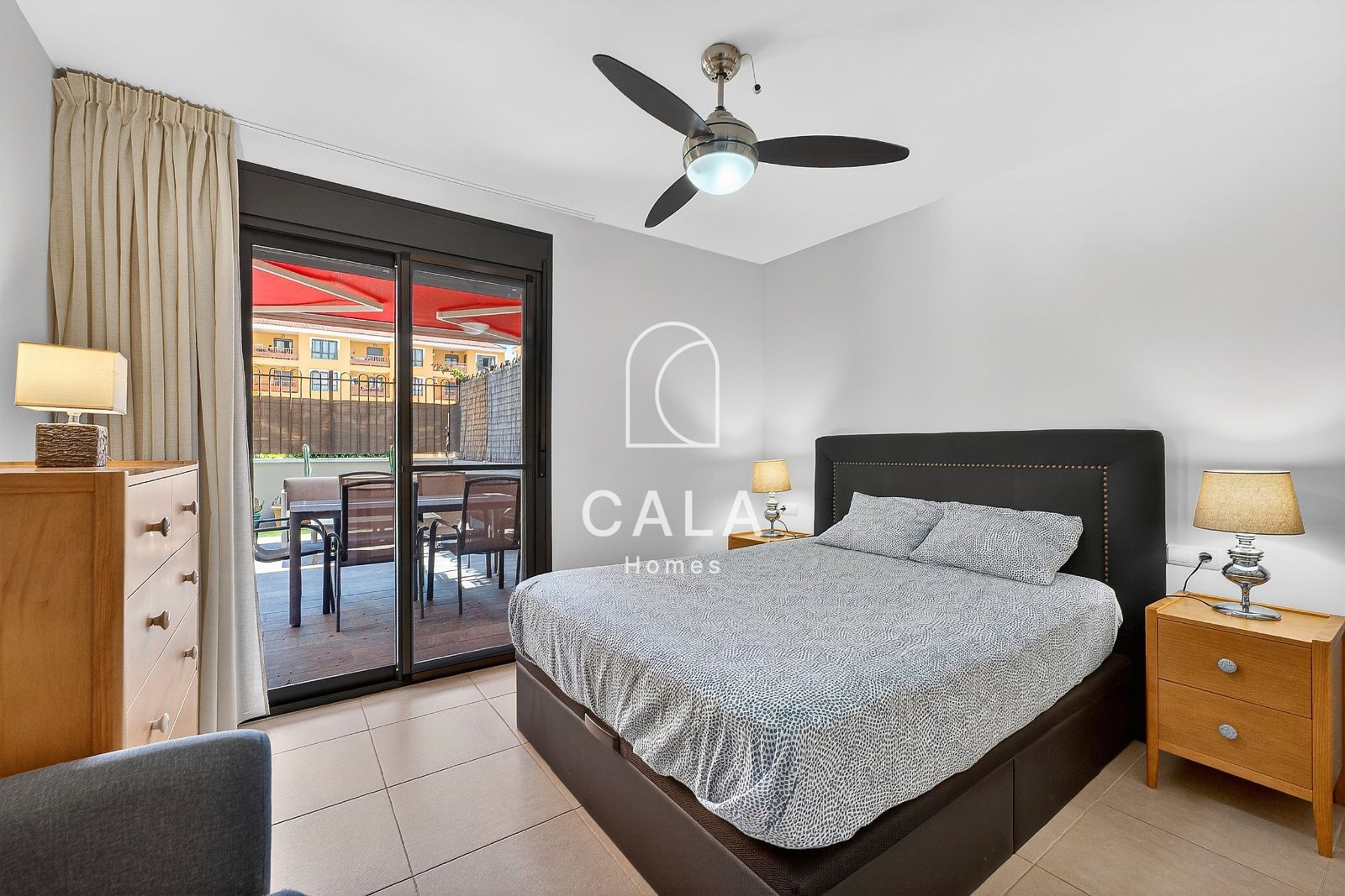 Palm-Mar: Spacious Ground Floor Apartment with Large Terrace