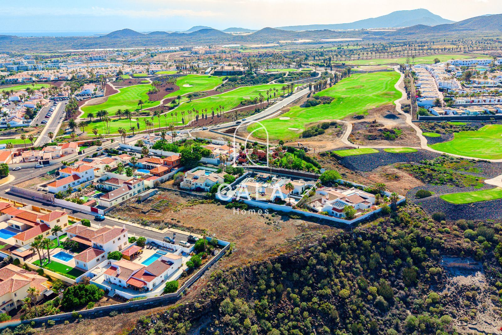 Exceptional Plot in Golf del Sur