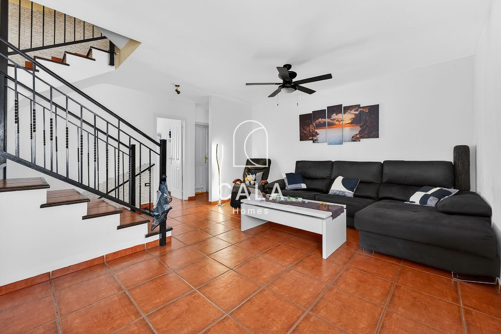 Spacious 3 Bedroom Townhouse with Attic and Private Garage in Los Olivos, Adeje.
