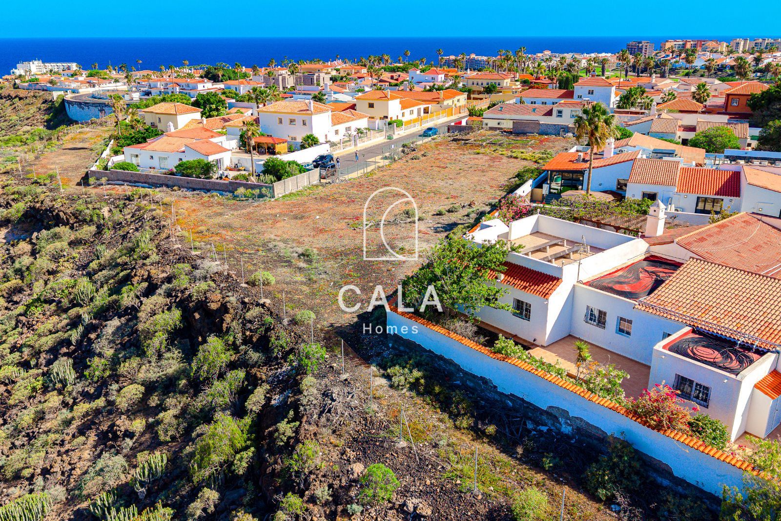 Exceptional Plot in Golf del Sur