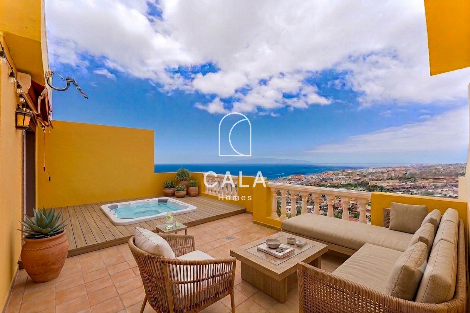 Apartamento en ubicación premium en Costa Adeje con vistas panorámicas al océano