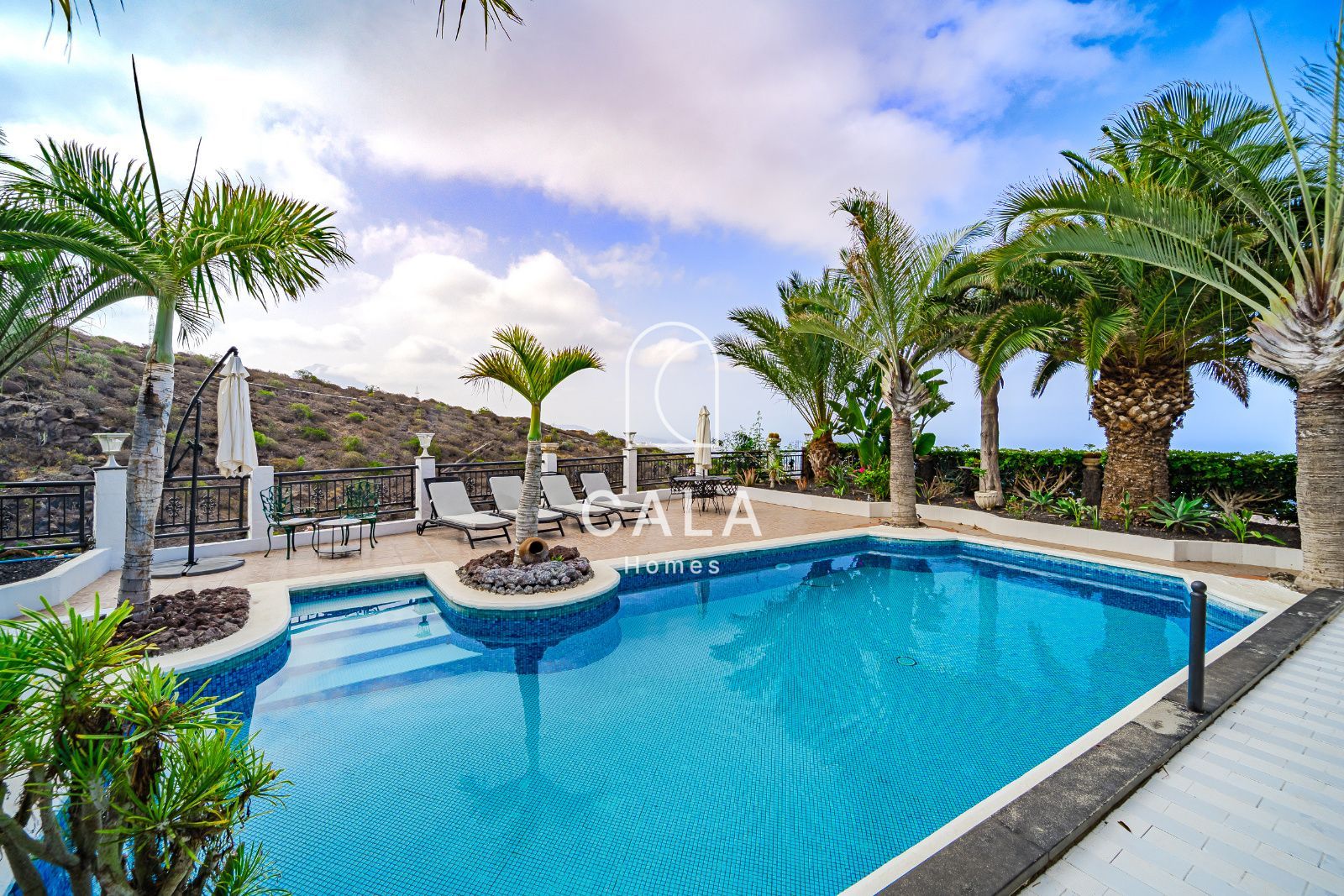 Villa Maravilla - Los Menores