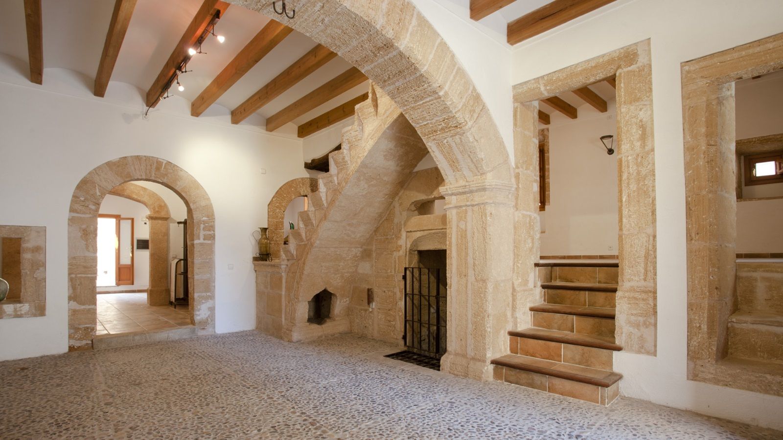 Casa señorial con ETV de 376 m2 en el casco antiguo de Alcudia