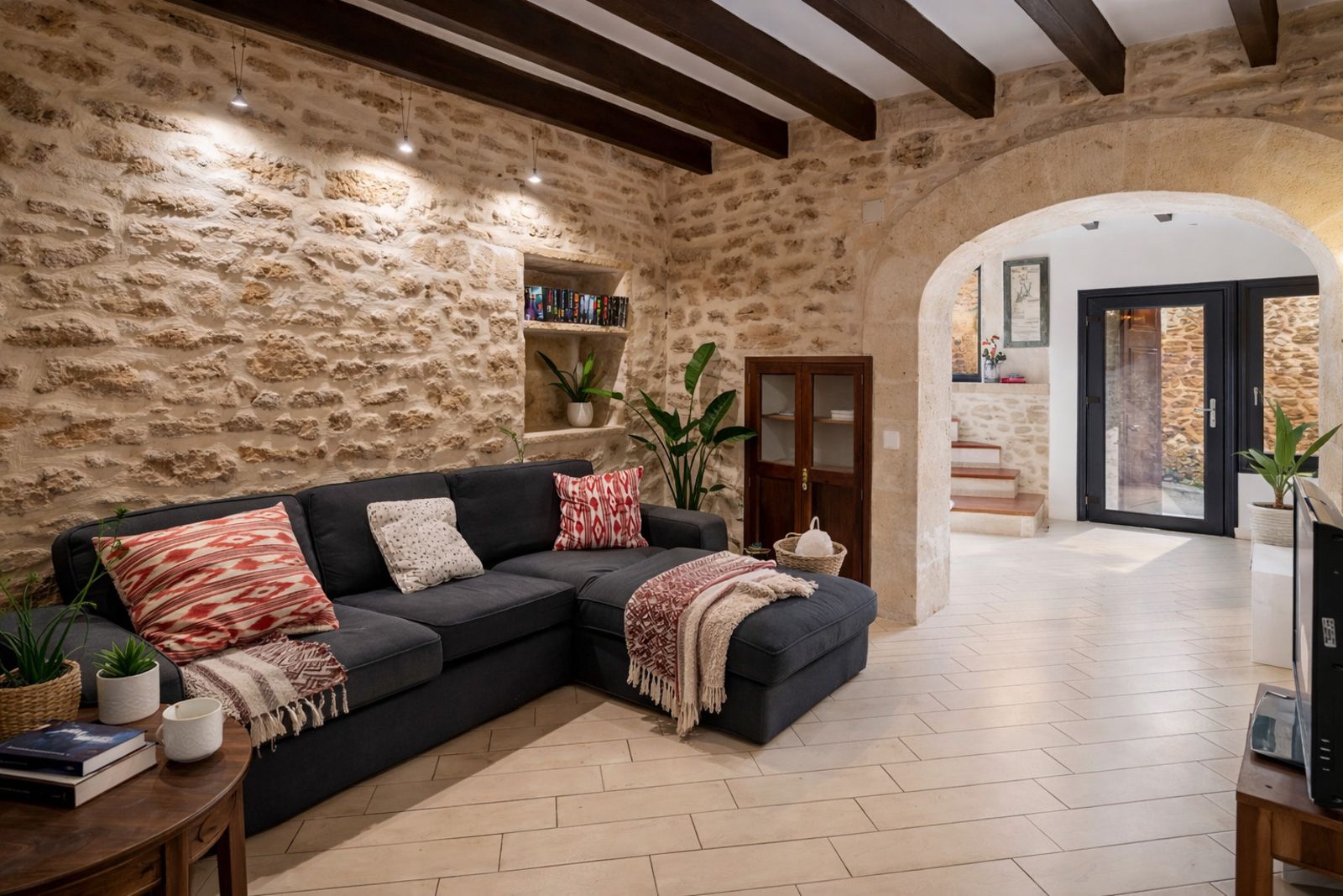 Casa reformada de 167 m2 con terraza en Alcudia