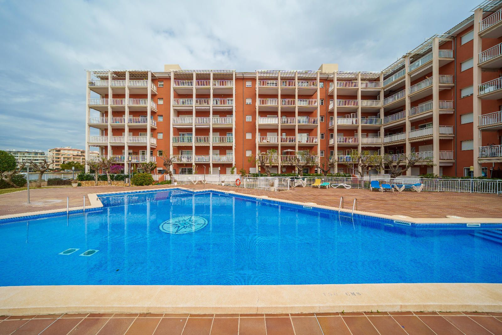 Planta baja de 128 m2 con piscina y parking en Port d'Alcudia
