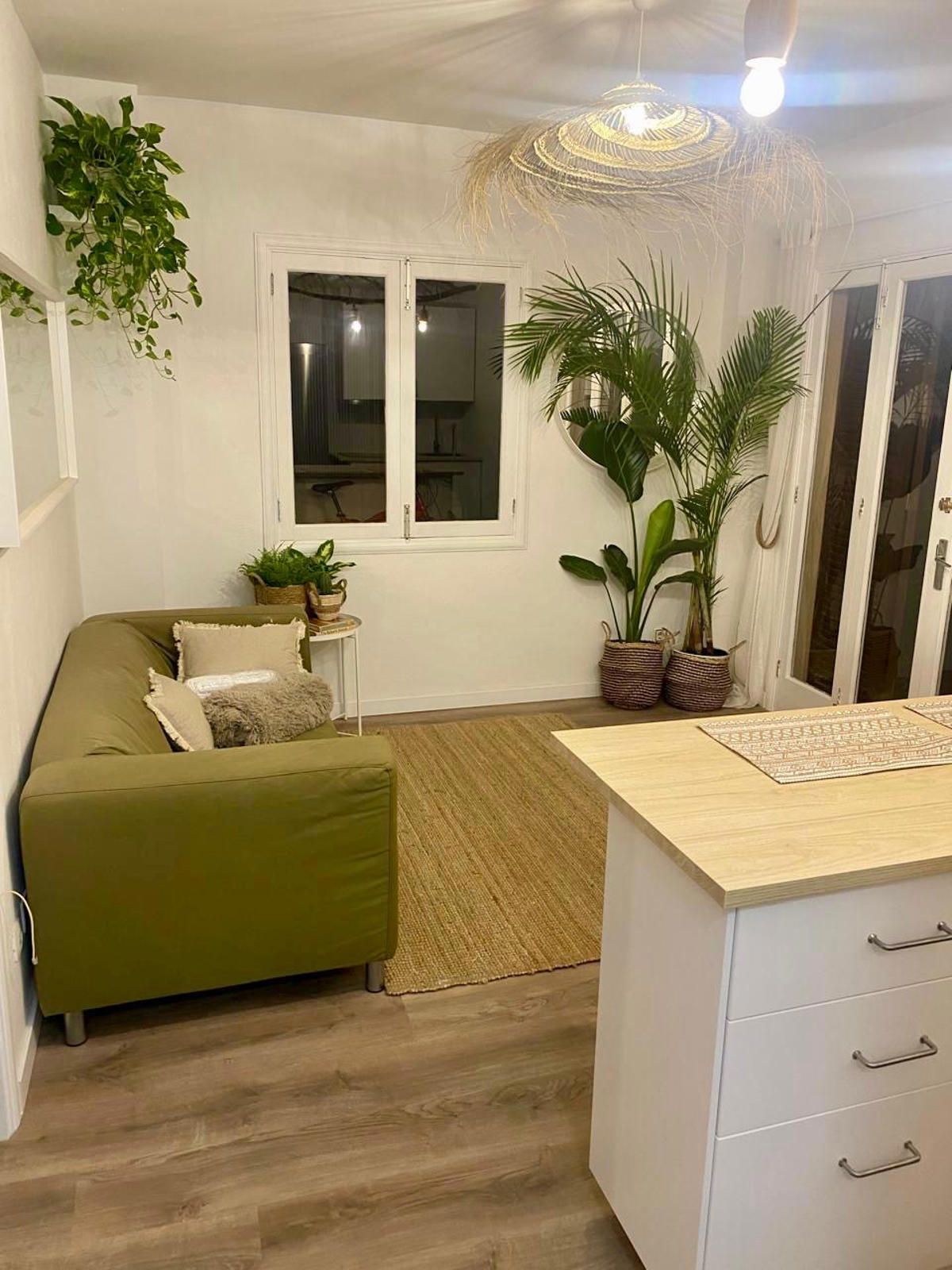 Planta baja en Cala Millor, 2ª línea del mar, con terraza