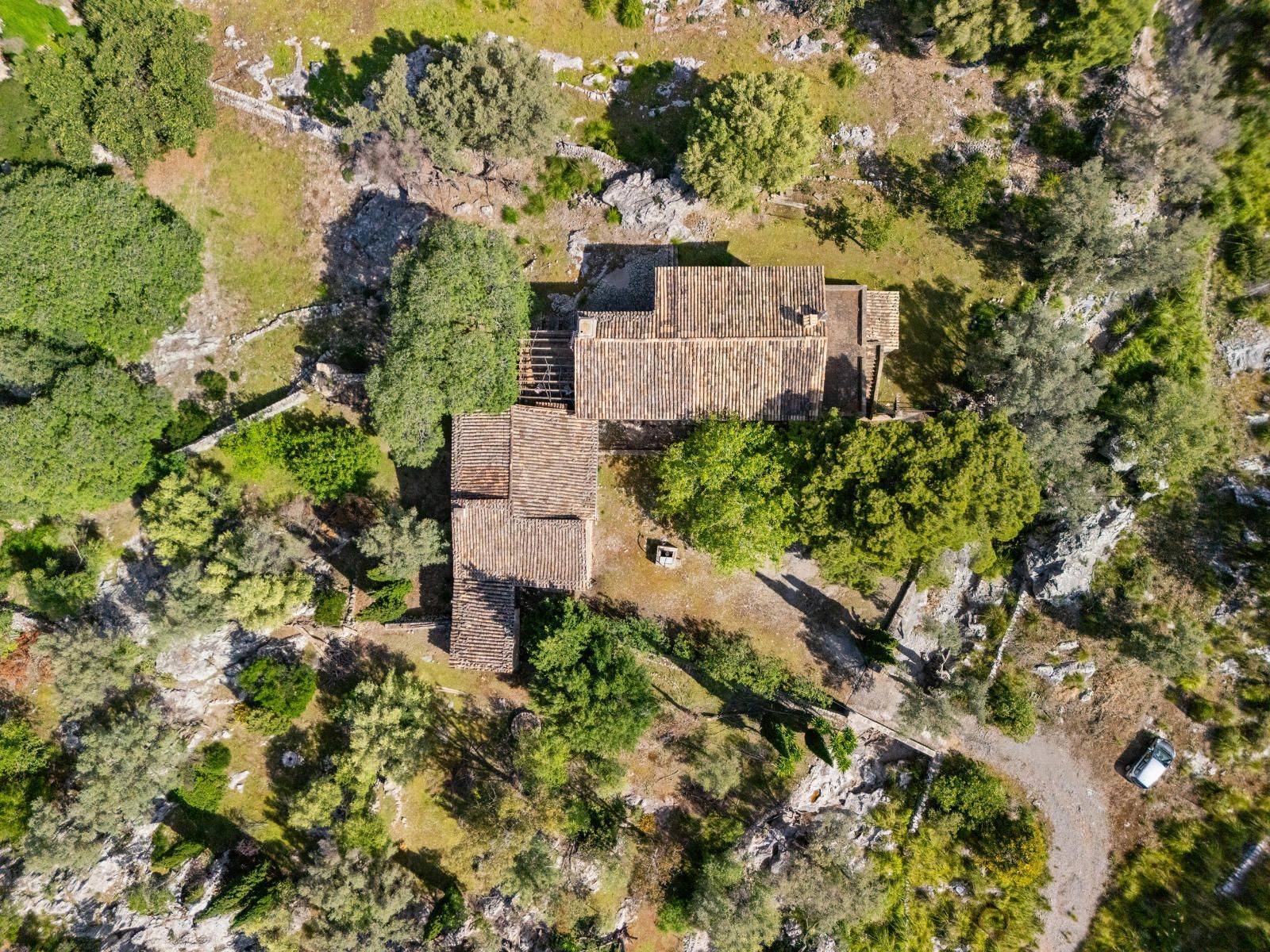 Posesión en Sa Calobra con restaurante, coto de caza y 5.600.000 m2 de terreno