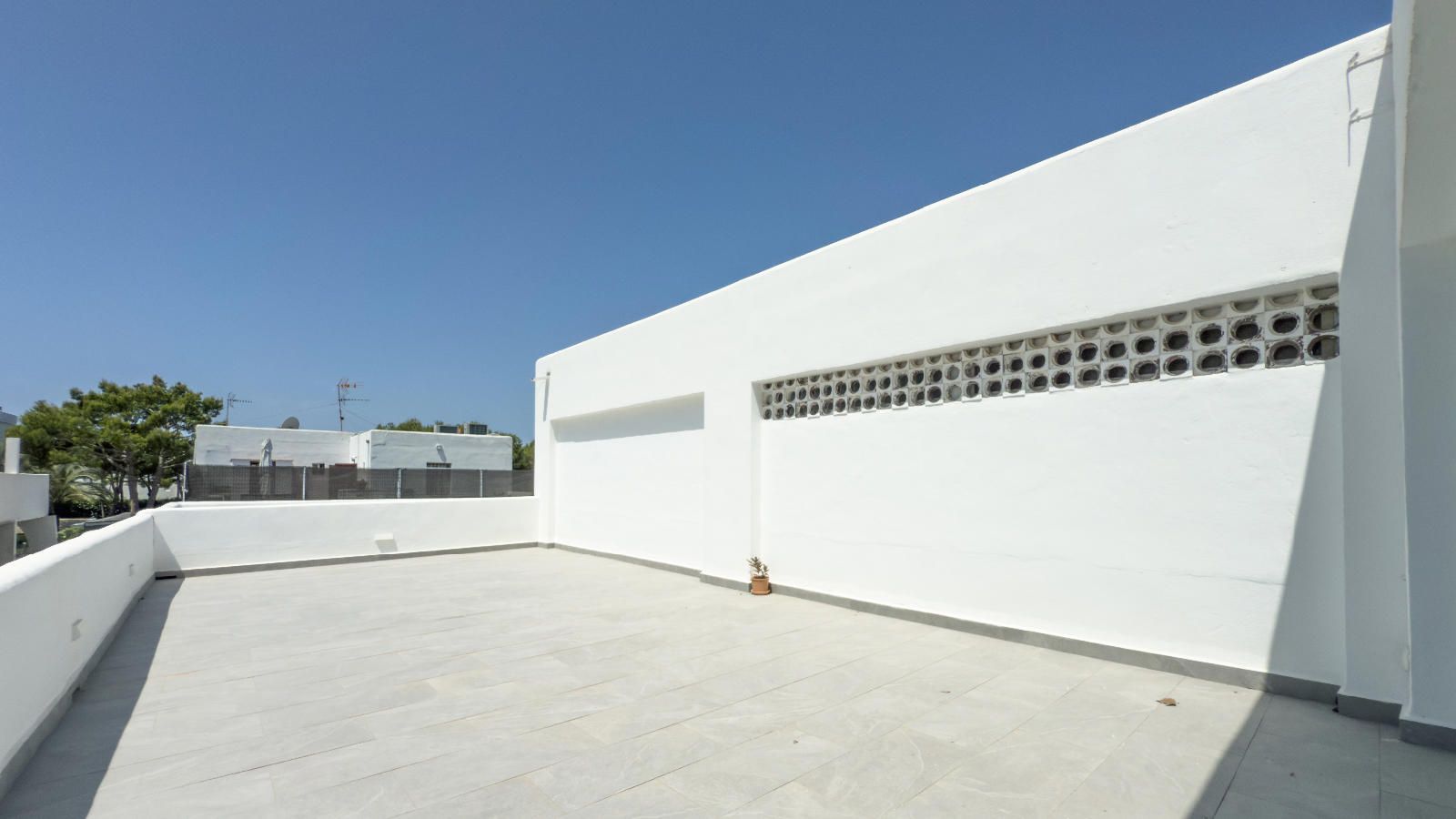 Ático de 79 m2 en Cala D'Or con gran terraza, cerca de la playa
