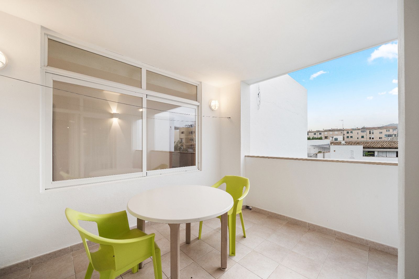Ático de 102 m2 en Puerto Pollensa con terraza