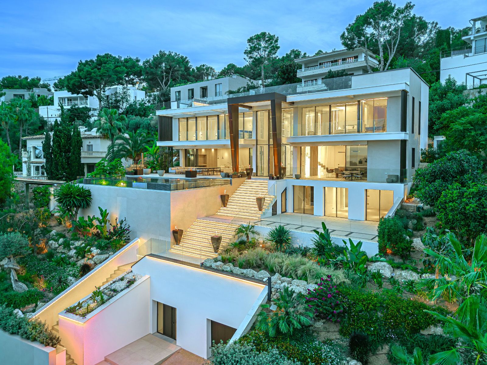 Villa de lujo en Costa d'en Blanes con vistas al mar