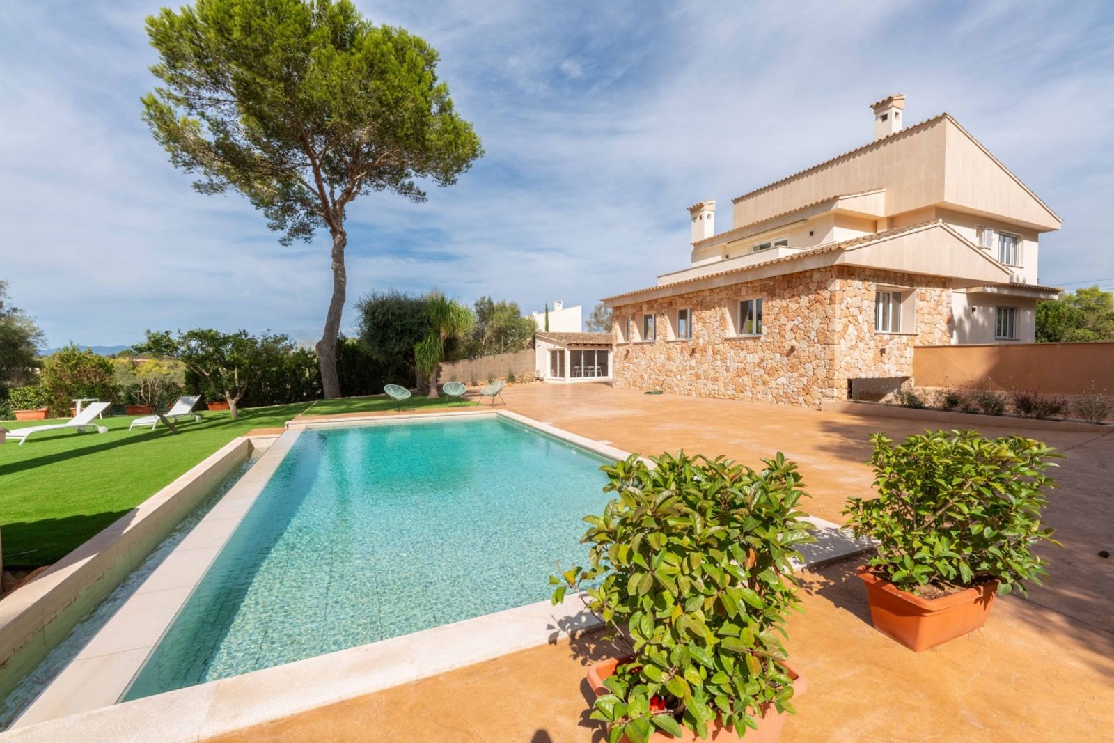Finca con ETV en S'Aranjassa, cerca de Palma, de 477 m2 con piscina