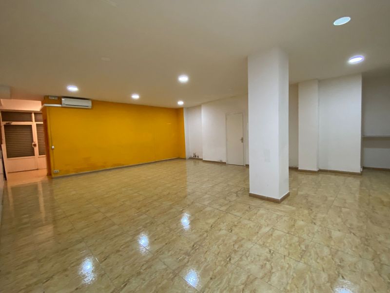 Local Comercial en alquiler Sant Joan Despi, Barcelona. Ref: 3156. Calvet Premium Real Estate