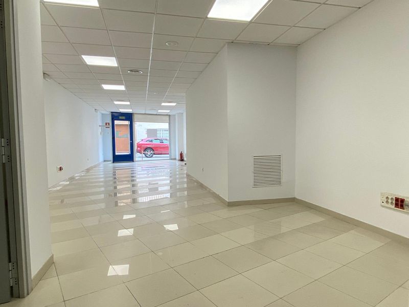 Local Comercial en alquiler Sant Feliu de Llobregat, Barcelona. Ref: 3555. Calvet Premium Real Estate