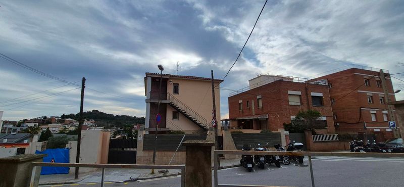 Piso en alquiler Barcelona. Ref: 3906. Calvet Premium Real Estate