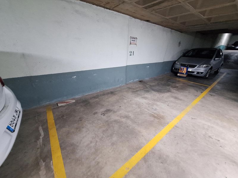 Garaje en venta Barcelona. Ref: 3908. Calvet Premium Real Estate